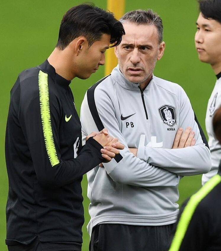 保罗赛点兑现，热刺淘汰川崎前锋晋级四强，主帅激动落泪的简单介绍